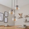 Lampa wisząca Gastor, regulowana przy montażu, trzy klastrowe kule nad stołem jadalnym