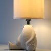 Leuchten Direkt lampa stołowa TED, z ceramiczną żabą, beżowa, ciepła barwa 3000 Kelvin